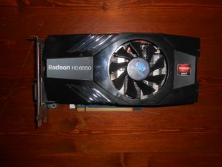 Scheda Video Sapphire Radeon HD 6850 1GB DDR5