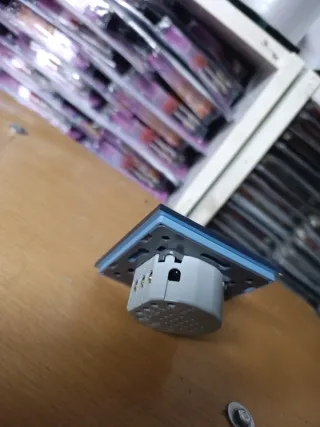 Interruptor Doble Cristal Azul LIVOLO