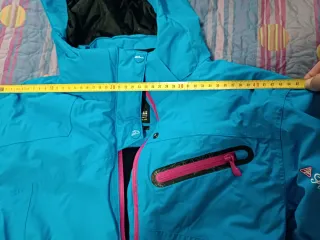 Oferta!!  Chaqueta de Nieve Chica talla 16, equiva