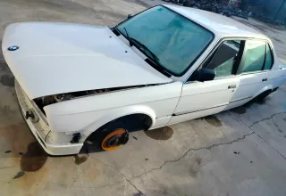 Despiece BMW E30 320i