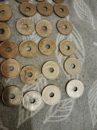 Monedas con agujero