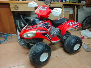 Quad eléctrico infantil rojo