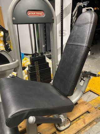 Lote Máquinas StarTrac Extensión y Femoral