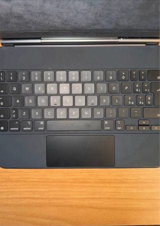 iPad Air 4ª Gen + Magic Keyboard