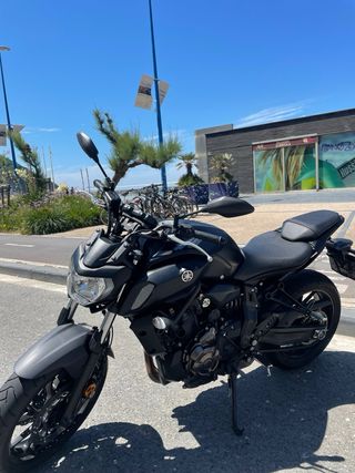 Yamaha MT-07 Negra