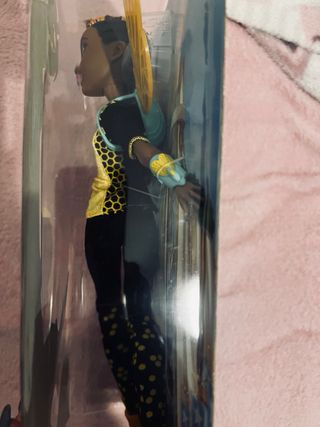 Muñeca DC Super Hero Girls Bumblebee