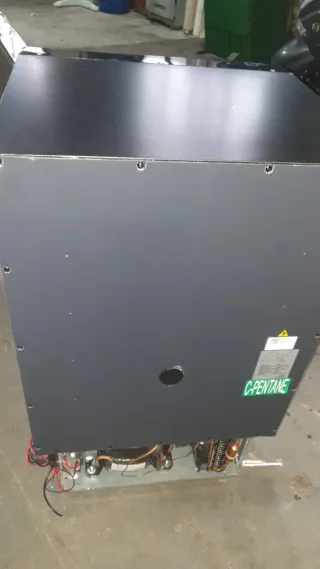 Nevera LG 80L Autocaravana