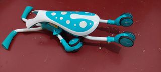 Andador correpasillos insecto plegable