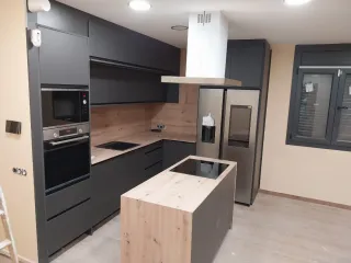 Carpintero a la orden...