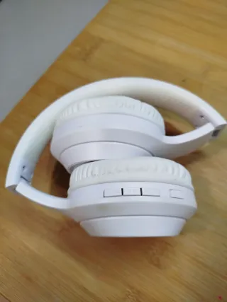 Cascos Bluetooth Plegables Blancos