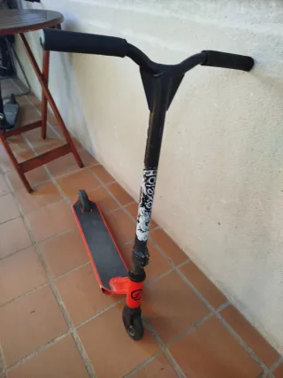 Patinete Oxelo Rojo y Negro