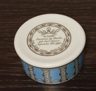 PRECIOSA CAJA DE BARATIJAS DE PORCELANA , ALTHORP