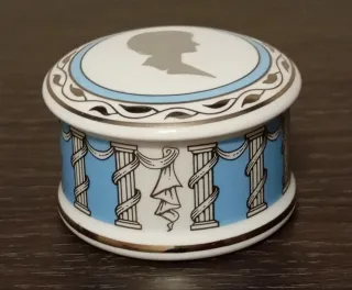 PRECIOSA CAJA DE BARATIJAS DE PORCELANA , ALTHORP