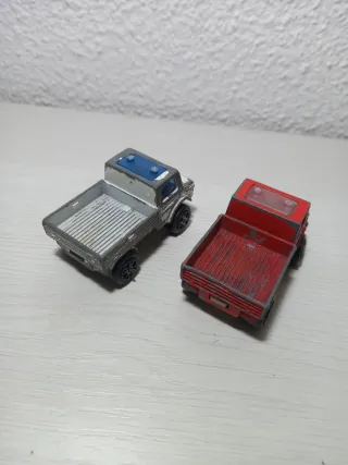 Majorette Unimog Camión Rojo y Blanco