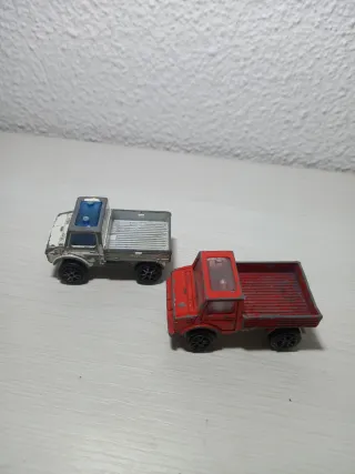 Majorette Unimog Camión Rojo y Blanco