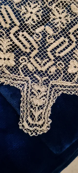 Tovaglietta vintage fatta a mano