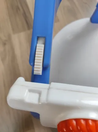 Asiento bañera bebé azul y blanco