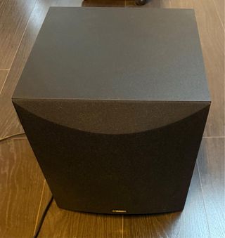 Subwoofer Yamaha Negro