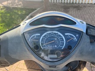 Honda SH 125  Año 2.008