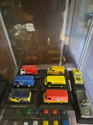 Maquetas Furgonetas Colección