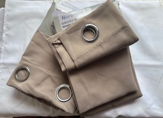 2 Tende Norvegia Super Oscurante 140x290 Beige