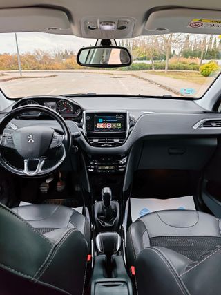 Peugeot 2008 2018 GASOLINA 110CV RECIEN REVISADO