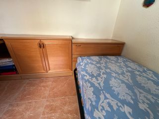 Habitación completa:  escritorios  armario