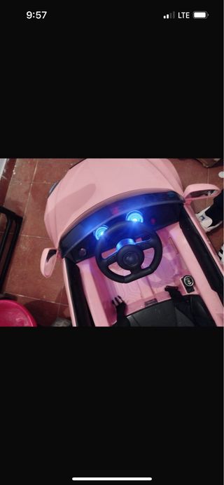 Coche eléctrico infantil rosa