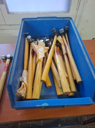 BELLOTA MARTILLOS MECÁNICOS MANGO DE MADERA 8009-A