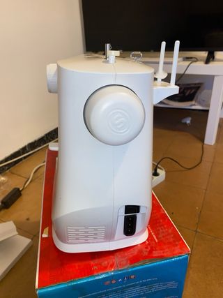 Máquina de coser Singer M1605