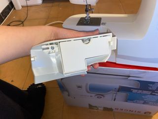 Máquina de coser Singer M1605