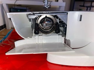 Máquina de coser Singer M1605