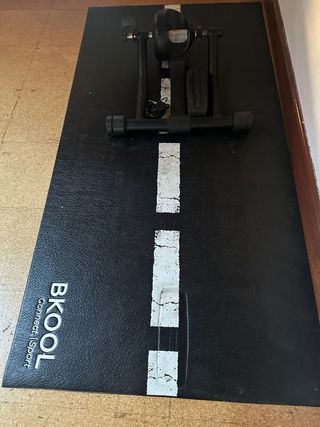 Rodillo Bkool Smart Pro + Alfombrilla