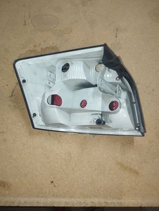 Piloto trasero derecho (pasajero) Audi A4 B6