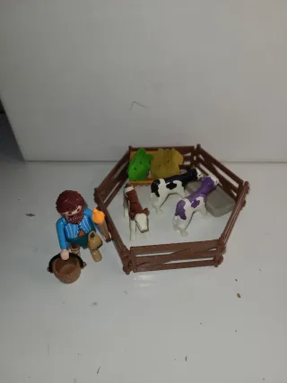 Lote 49. Ganadero playmobil