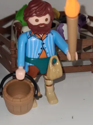 Lote 49. Ganadero playmobil