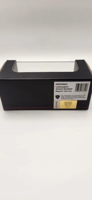 Miniatura Lamborghini Veneno Roadster Rosa