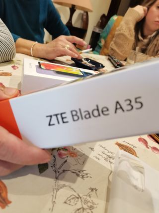 Móvil Nuevo ZTE Blade A35 Negro