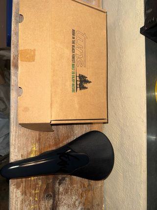 Sillín Tune Komm-Vor