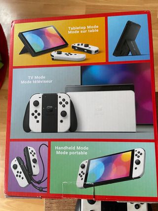 Nintendo Switch OLED Blanca y Negra