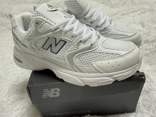 New Balance Mujer Talla 37 Gris/Blanco