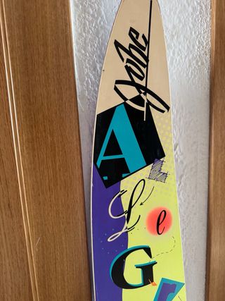 Esquís de Agua Morados