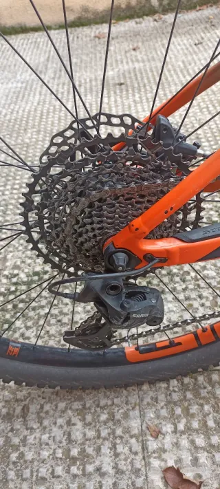 Bicicleta Montaña Scott Spark Doble Suspensión.