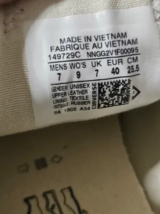 Zapatillas Converse Azul Marino en piel.