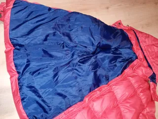 Abrigo de plumas rosa