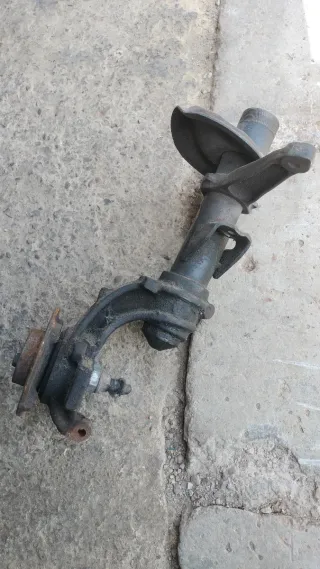 Mangueta Izquierda Peugeot 106