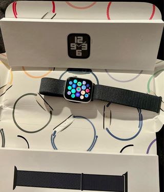 Apple Watch SE 2 (44mm) GPS + Cellular Plata