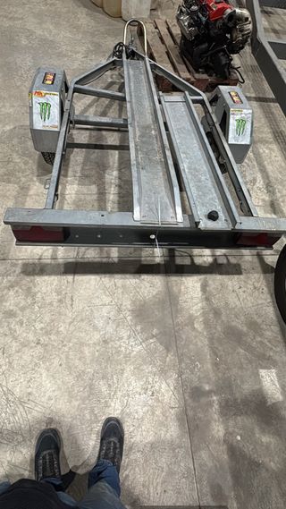 Remolque para moto documentado