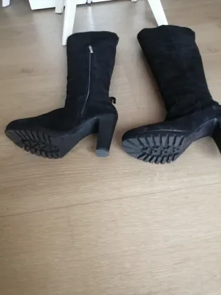 Botas piel vuelta negras T.37 tacón 10cm