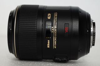 AF-S VR Micro-Nikkor 105mm f/2.8G IF-ED